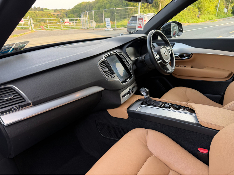 2019 Volvo XC90 2L Diesel For Sale Images