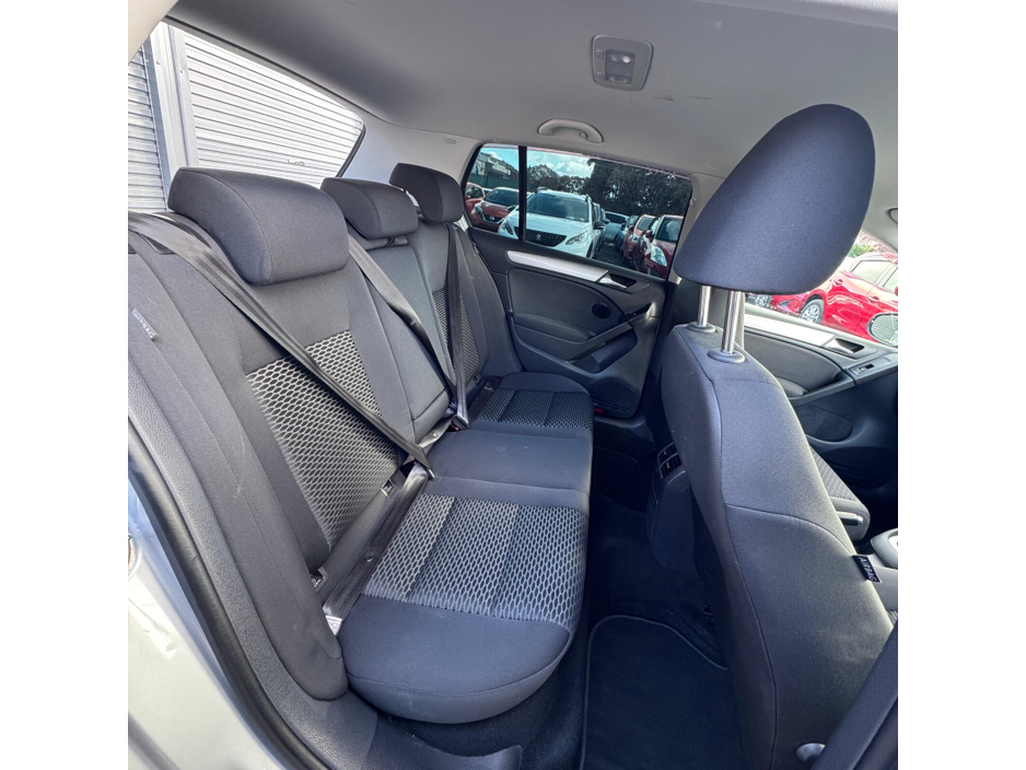 Volkswagen Golf — thumbnail 13