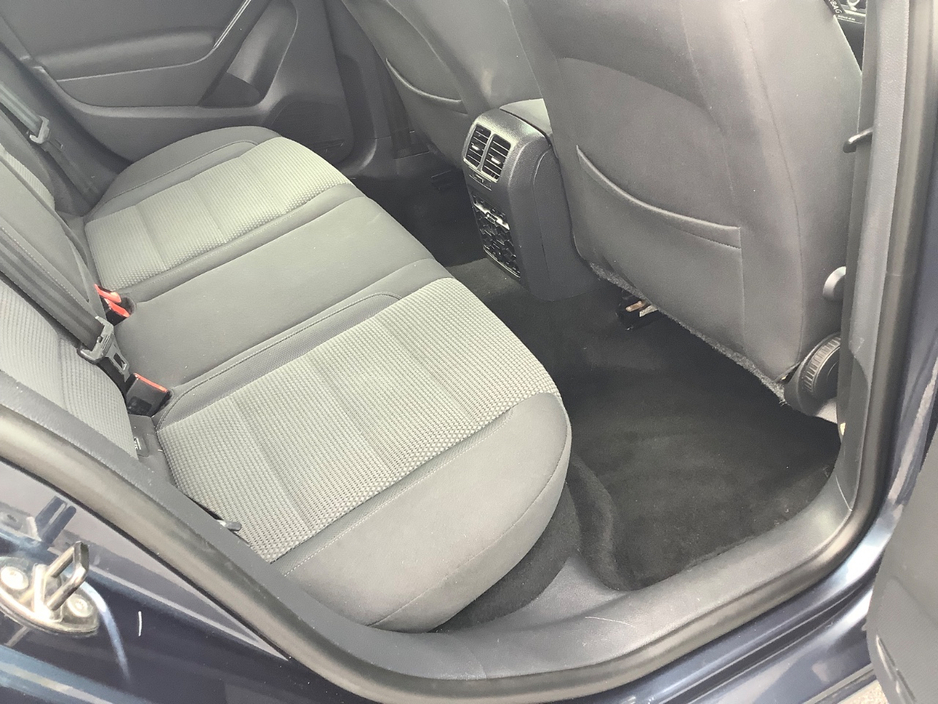 2010 Volkswagen Golf 1.6L Diesel For Sale Images