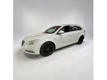 2010 Vauxhall Insignia 2L Diesel For Sale Images