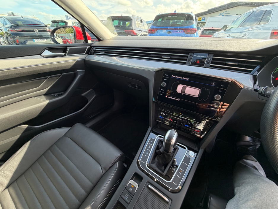 2022 Volkswagen Passat 1.4L Hybrid For Sale Images