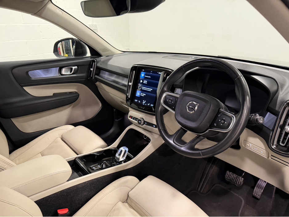 2022 Volvo XC40 1.5L Petrol Plug-in Hybrid For Sale Images