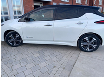 Nissan Leaf SV Premium Hatchback Electric Automatic (150bhp)