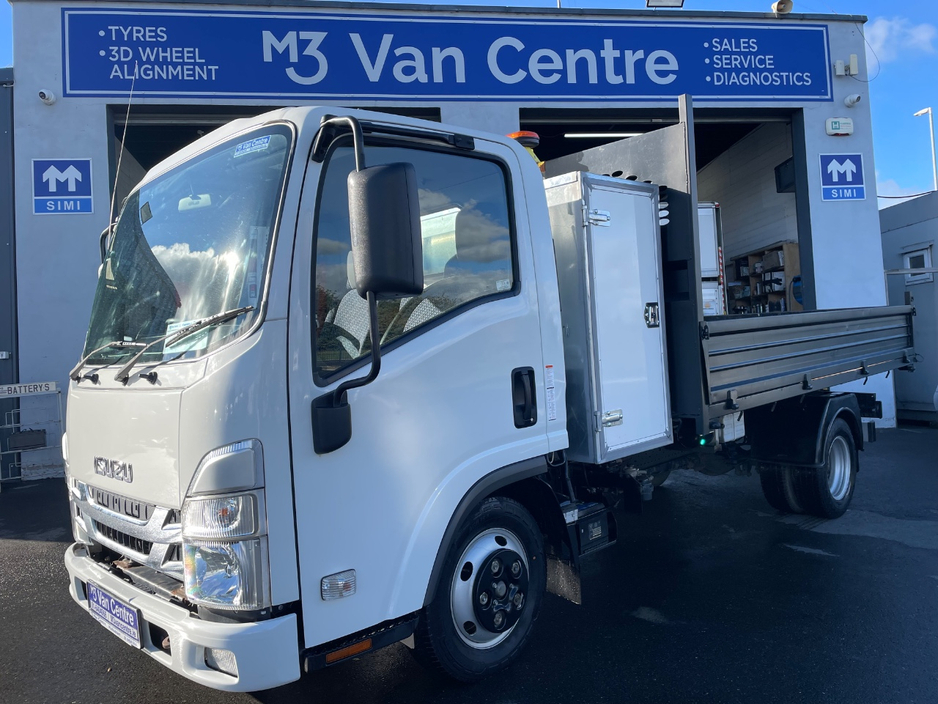 2024 Isuzu Trucks N35 1.9L Diesel For Sale Images