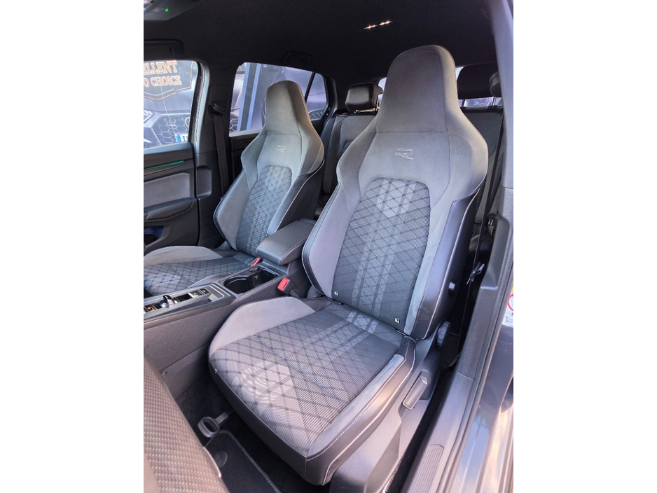 2020 Volkswagen Golf 2L Diesel For Sale Images