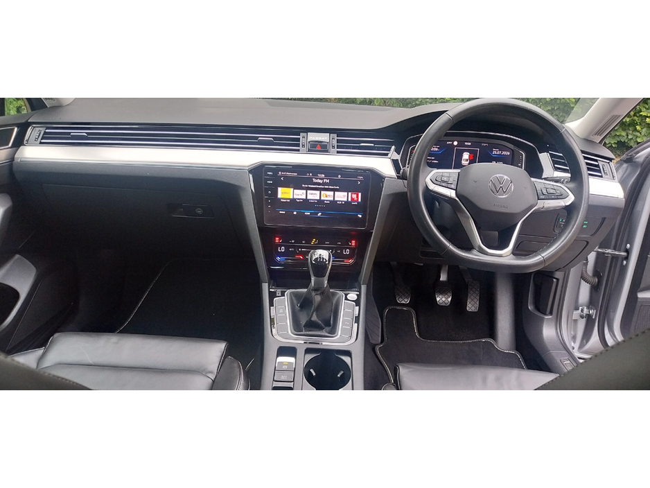 2022 Volkswagen Passat 2L Diesel For Sale Images