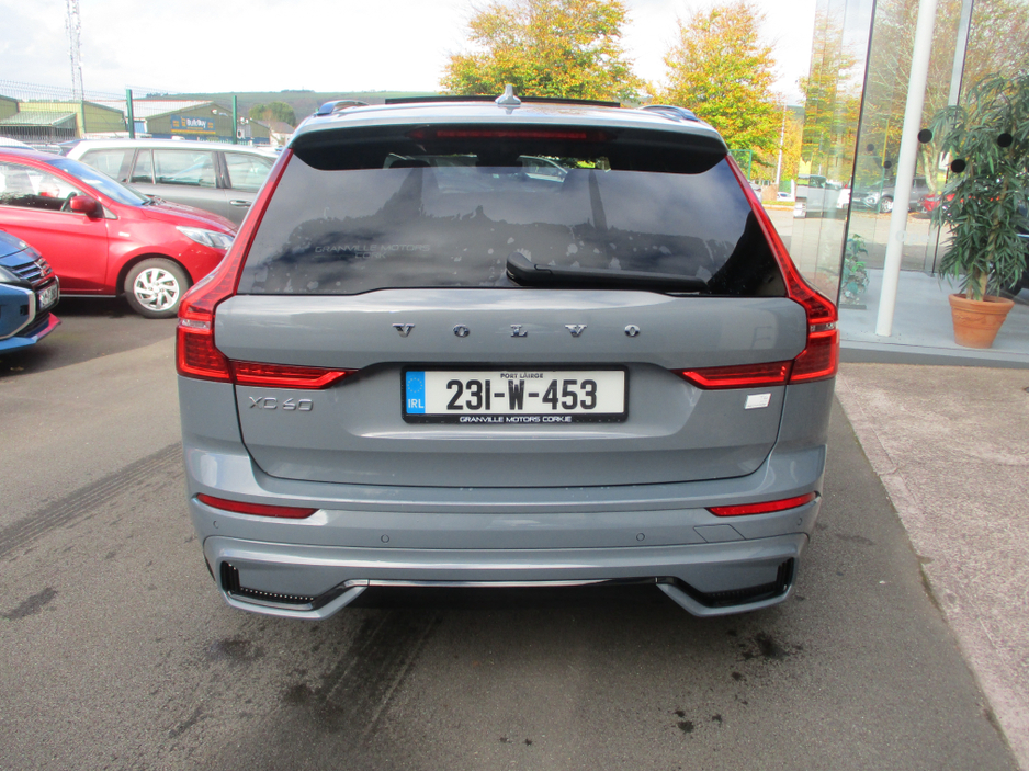 2023 Volvo XC60 2L Petrol Plug-in Hybrid For Sale Images