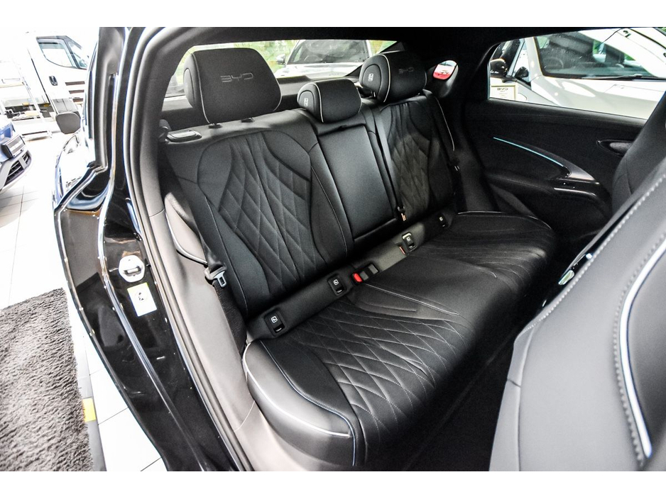 2027 BYD Seal 0L Electric For Sale Images