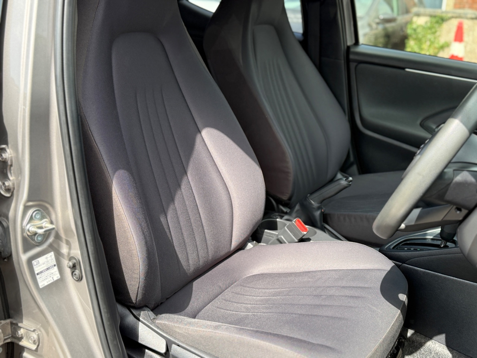 2021 Toyota Yaris 1.5L Petrol Hybrid For Sale Images