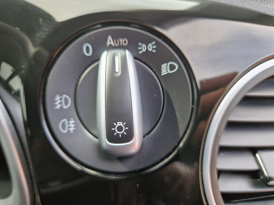 2014 Volkswagen Beetle 1.2L Petrol For Sale Images