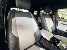 2023 Land Rover Range Rover Evoque 1.5L Petrol Plug-in Hybrid For Sale Images