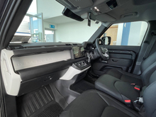 2025 Land Rover Defender 3L Diesel For Sale Images