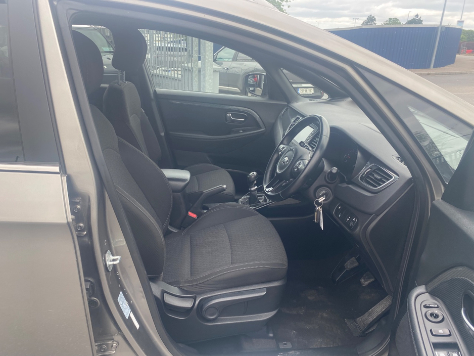 2019 Kia Carens 1.7L Diesel For Sale Images
