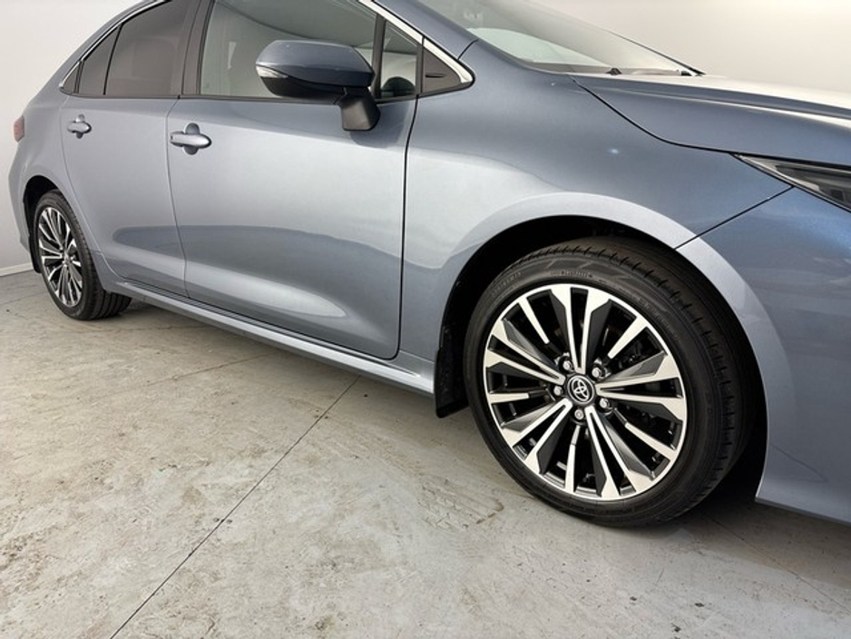Toyota Corolla LUNA SPORT SALOON 4DR — thumbnail 11