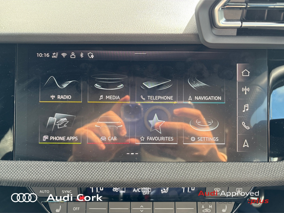 Audi A3 SPORTBACK 2.0 30TDI 115BHP S-LINE WITH BLACK STYLING & COMFORT PACK — thumbnail 17