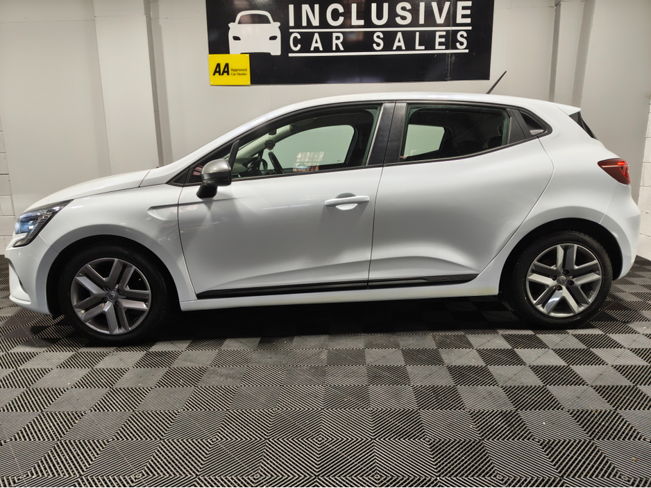 2022 Renault Clio 1L Petrol For Sale Images