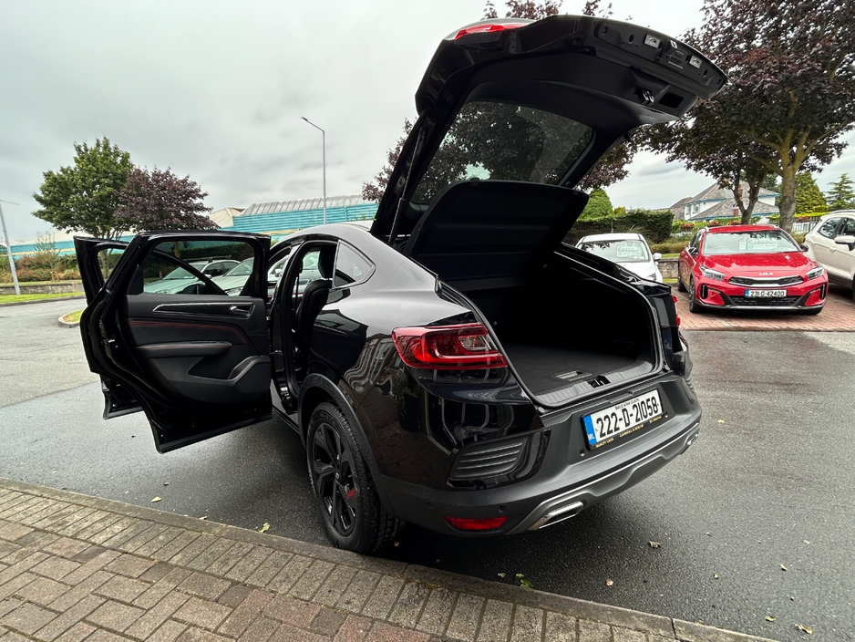 2022 Renault Arkana 1.6L Petrol Hybrid For Sale Images