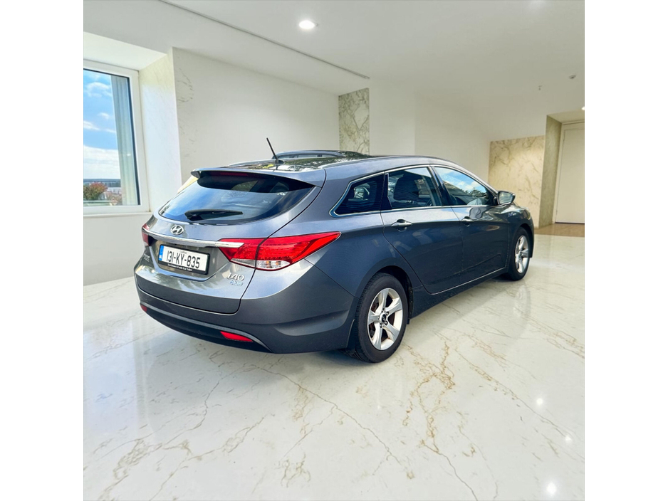 2013 Hyundai i40 1.7L Diesel For Sale Images