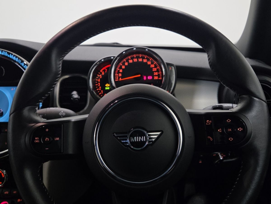 2021 MINI Hatch 1.5L Petrol For Sale Images