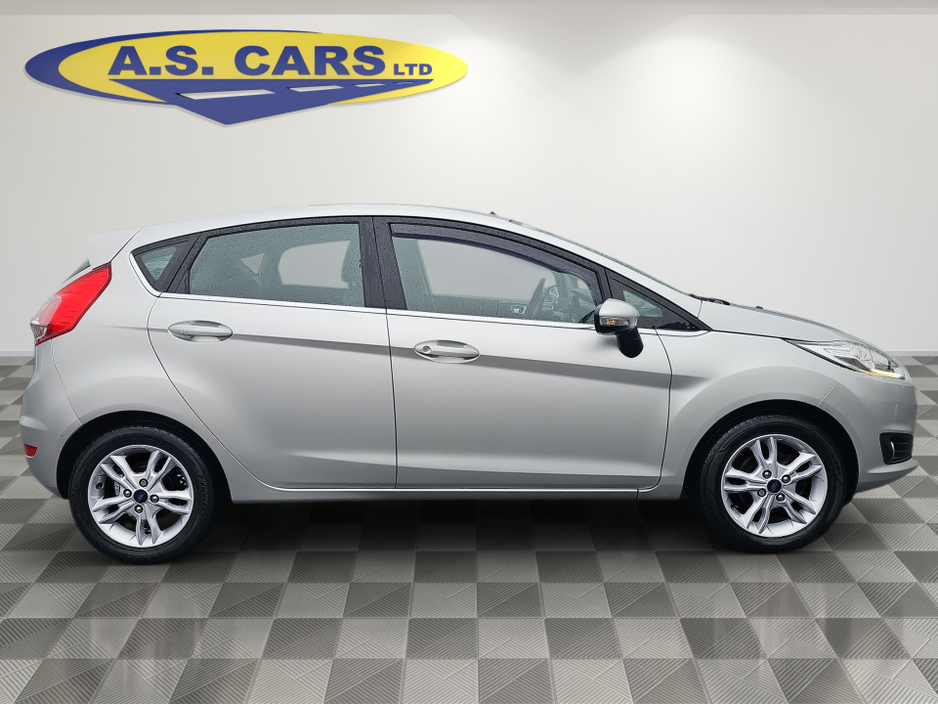 Ford Fiesta 1.0 ZETEC — thumbnail 5