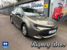 Toyota Corolla HYBRID LUNA SPORT HB 4DR