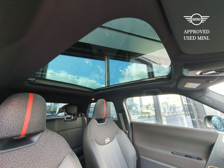 2024 MINI Hatch 0L Electric For Sale Images