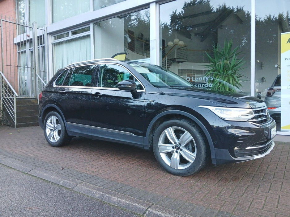Volkswagen Tiguan Elegance 2.0 TDI 150HP, Black met.