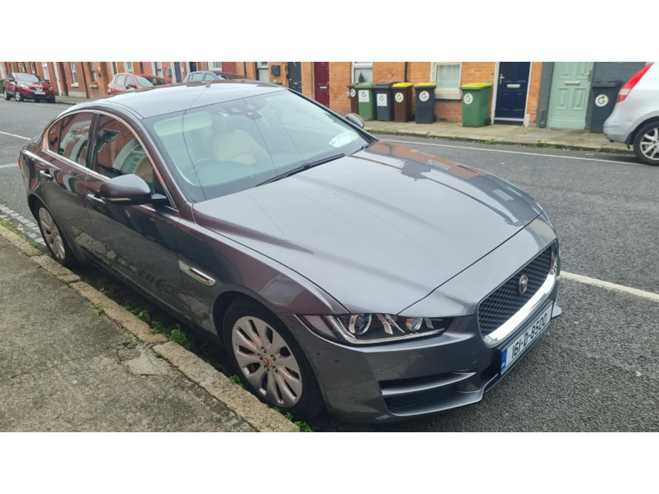 2016 Jaguar XE