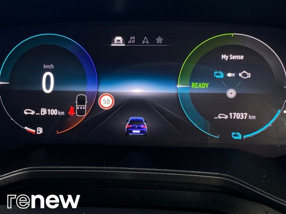 2024 Renault Clio 1.6L Petrol Hybrid For Sale Images