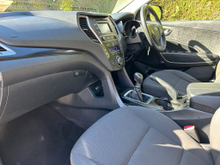 2017 Hyundai Santa Fe 2.2L Diesel For Sale Images