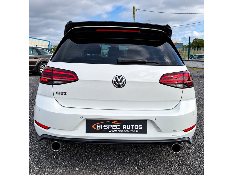 2018 Volkswagen Golf 2L Petrol For Sale Images