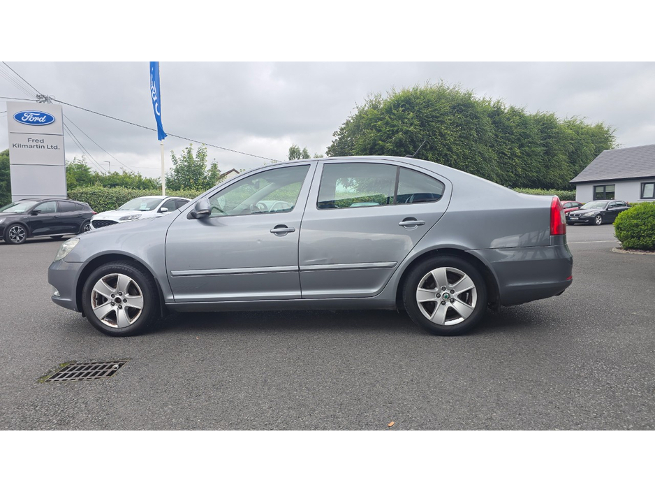 2013 Skoda Octavia 1.2L Petrol For Sale Images