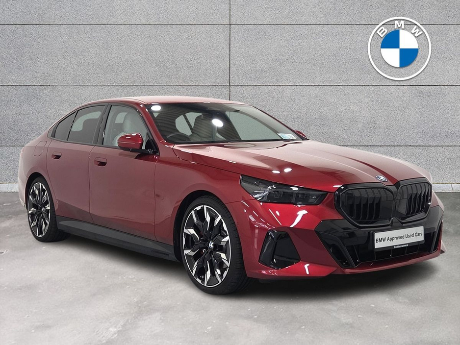 2026 BMW 5 Series 2L Petrol Plug-in Hybrid For Sale Images