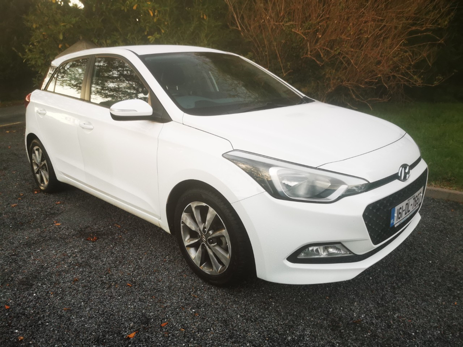 2016 Hyundai i20 For Sale Images