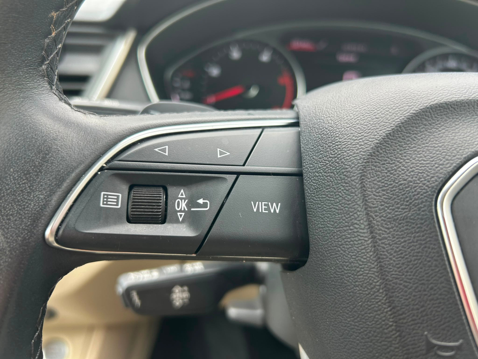 2022 Audi Q5 2L Diesel For Sale Images