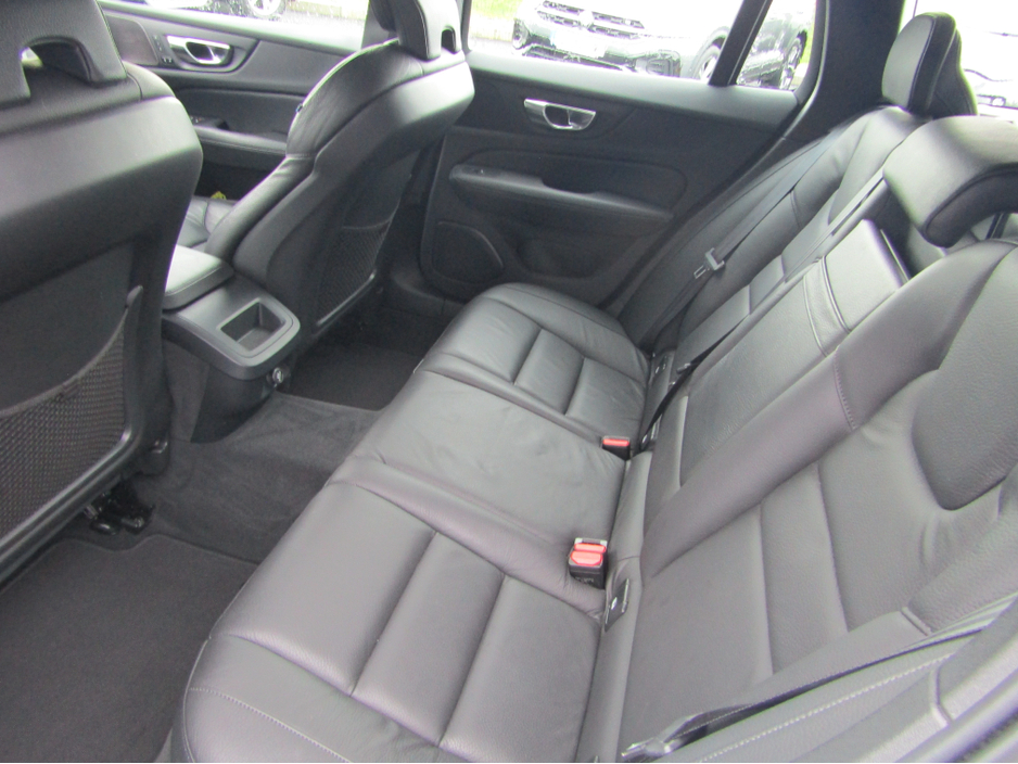 2020 Volvo V60 2L Diesel For Sale Images