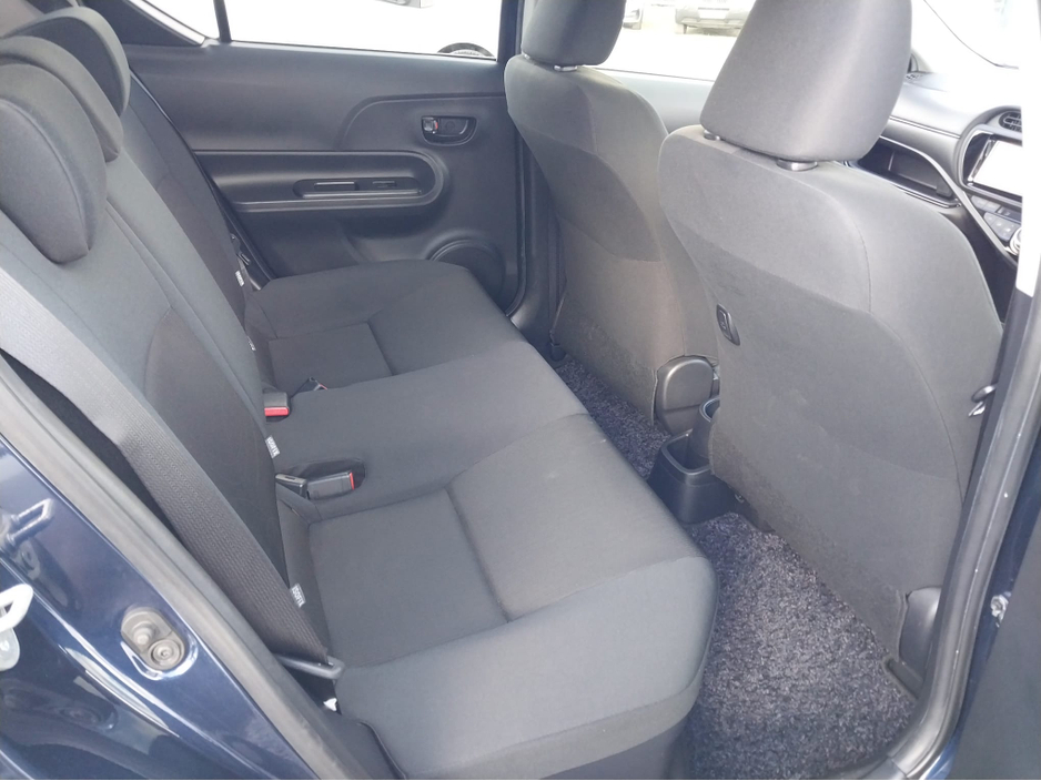 Toyota Aqua 1.5 Petrol Hybrid Automatic Low Km — thumbnail 11