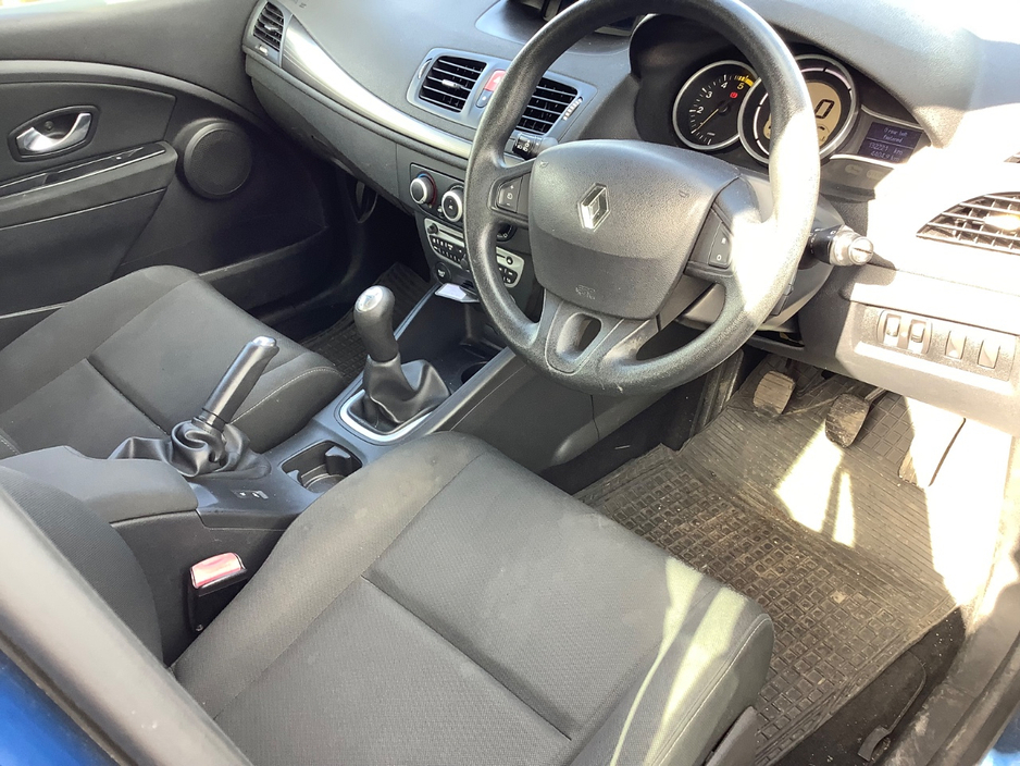 2010 Renault Megane 1.5L Diesel For Sale Images