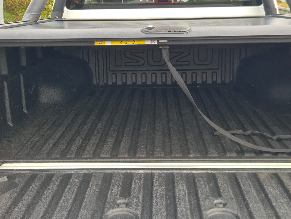 2016 Isuzu D-MAX 2.5L Diesel For Sale Images