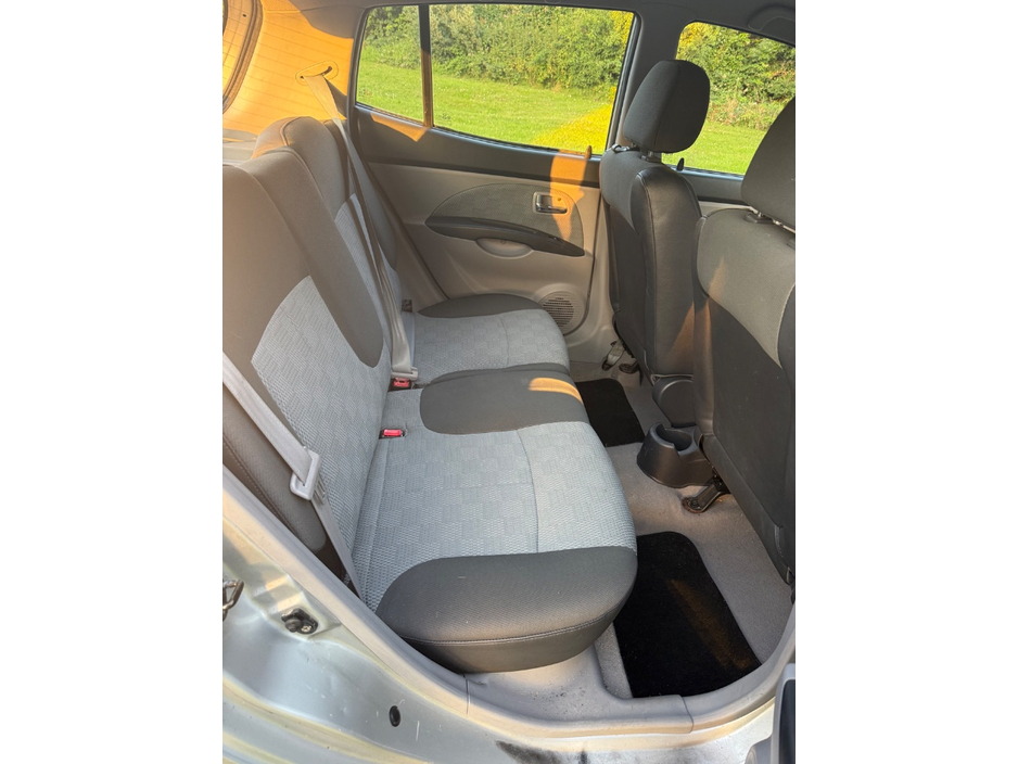 Kia Picanto 1.0 EX 5DR — thumbnail 9