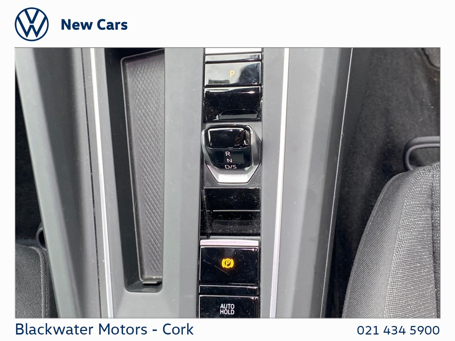 Volkswagen Golf 1.0ETSI MILD HYBRID ACTIVE AUTOMATIC — thumbnail 16