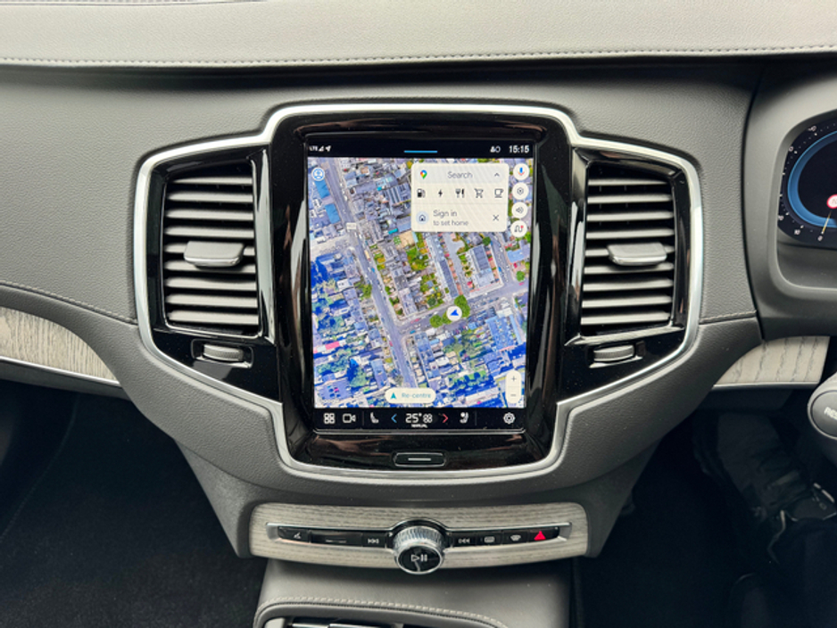 2024 Volvo XC90 2.0L Hybrid For Sale Images