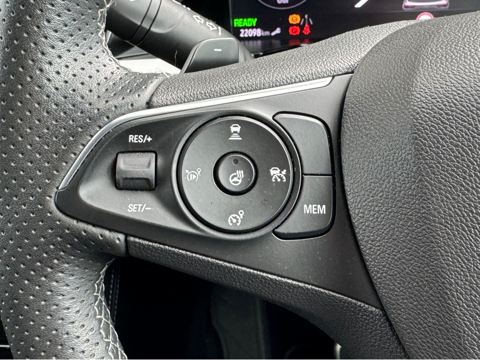 2023 Opel Grandland 1.6L Petrol Plug-in Hybrid For Sale Images