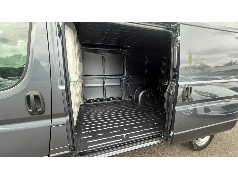 2026 Opel Movano 2.2L Diesel For Sale Images