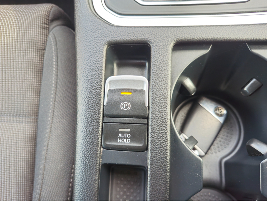 2019 Volkswagen Passat 2L Diesel For Sale Images