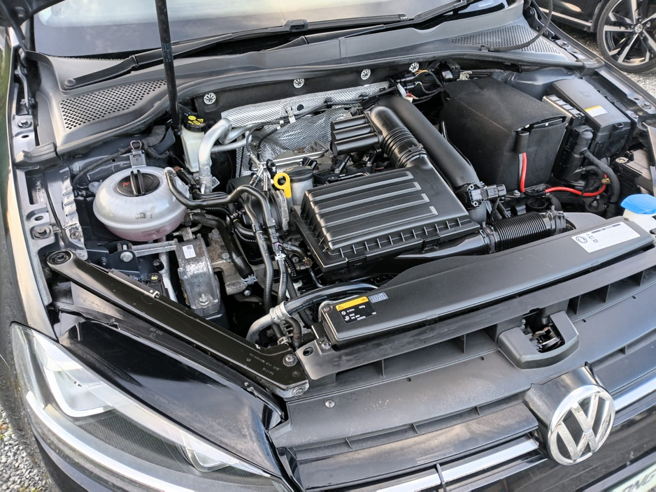 2016 Volkswagen Golf 1.2L Petrol For Sale Images