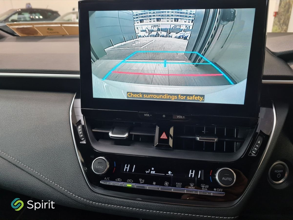 Toyota Corolla 1.8 Hybrid Luna Sport Hatchback*Call John 0861913954 — thumbnail 10