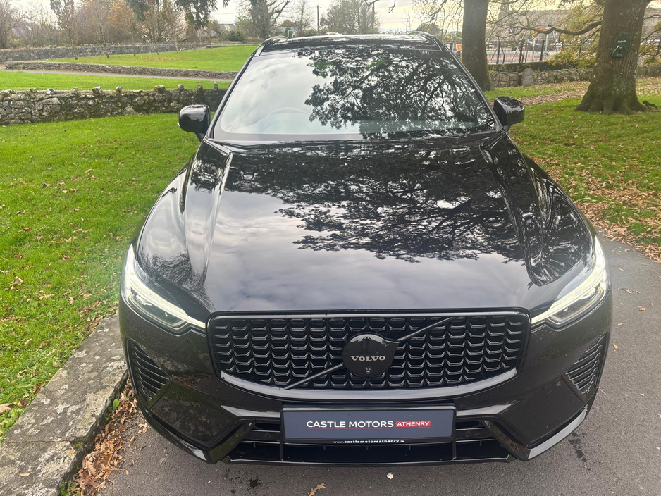 2025 Volvo XC60 2L Petrol Plug-in Hybrid For Sale Images
