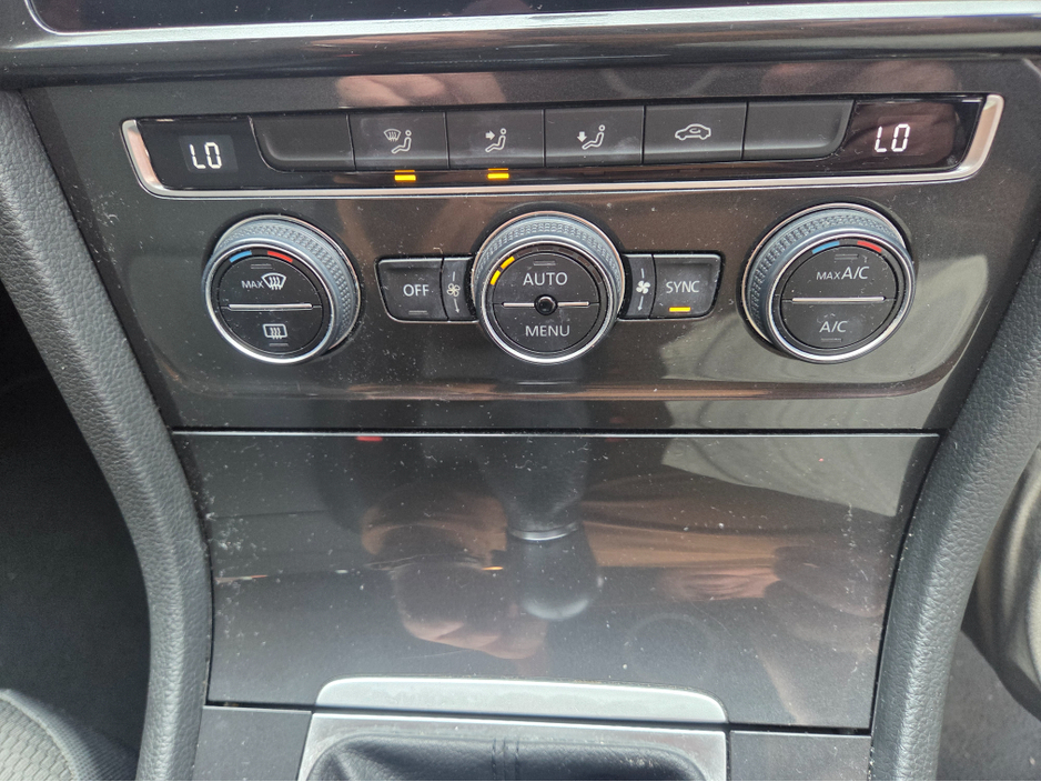 2019 Volkswagen Golf 1L Petrol For Sale Images