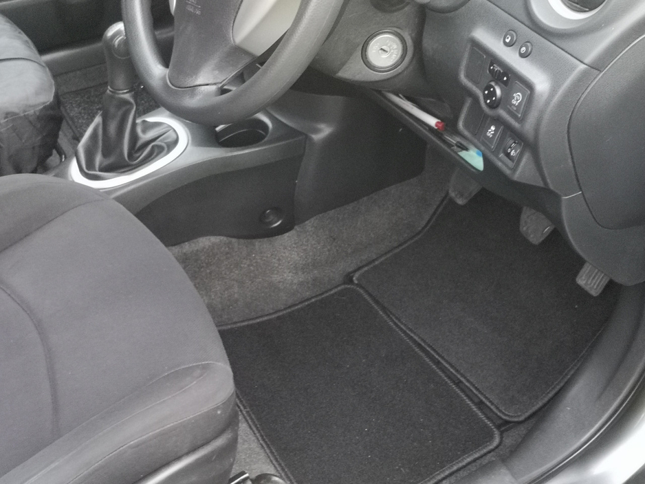 Nissan Note 1.5 DSL XE 4DR — thumbnail 5